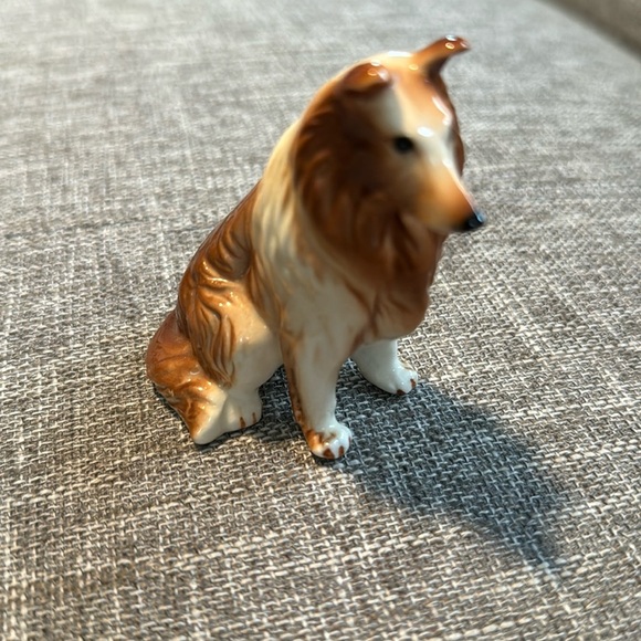 Vintage Collie Dog Lassie Ceramic Figurine 3" Souvenir Baxter Springs, K… - Picture 1 of 6